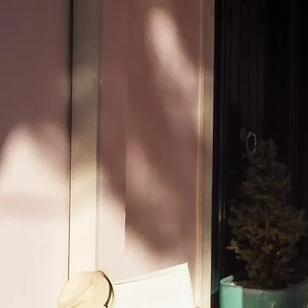 Albergue House