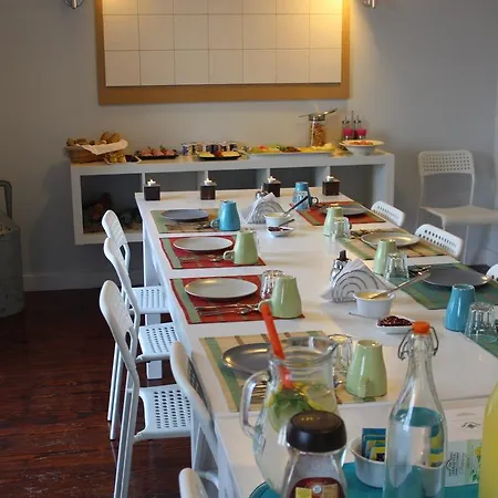 Hostel House Εστορίλ