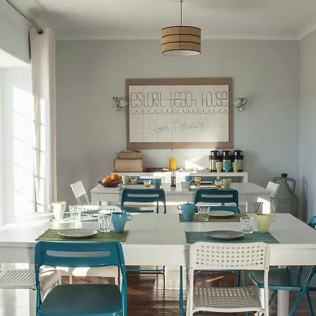 House Hostel Εστορίλ